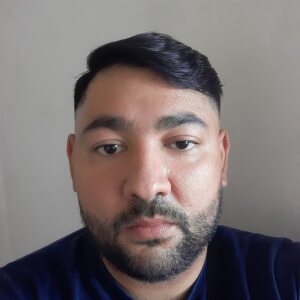 Photo de profil de Aydin Hizar