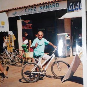 Photo de profil de Bernard Aufrere