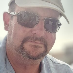 Photo de profil de Bernard Caux