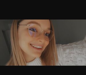 Photo de profil de Chloé Ossart