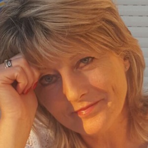 Photo de profil de Corine Meszaros
