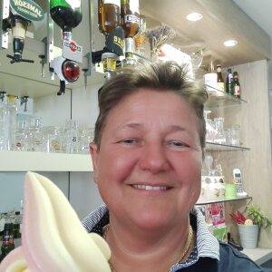 Photo de profil de Corinne Brassart