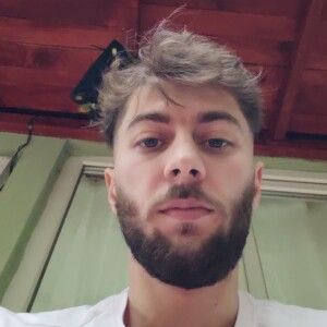 Photo de profil de Emer Sezer