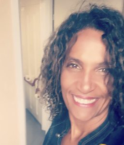 Photo de profil de Evelyne Dalmazir