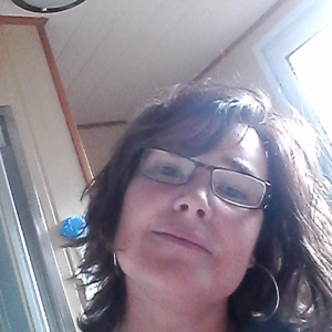 Photo de profil de Evelyne Thely
