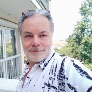 Photo de profil de Gilles Ulpat