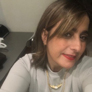Photo de profil de Hassina Himeur