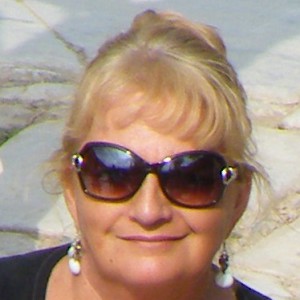 Photo de profil de Hélène Amadon