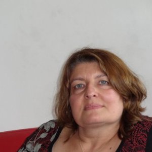 Photo de profil de Hélène Nayaradou