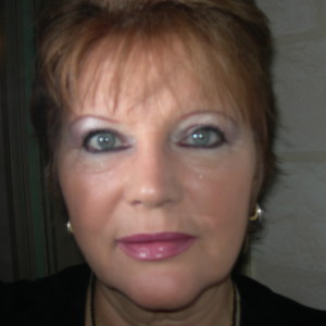 Photo de profil de Joelle Lecureuil