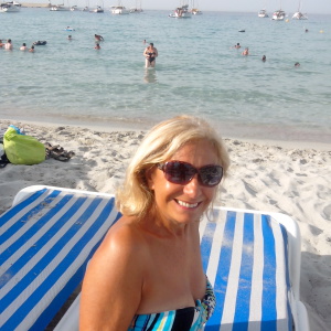Photo de profil de Josette Andriny