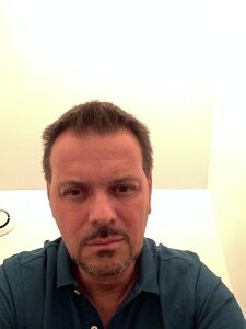 Photo de profil de Julien Namani