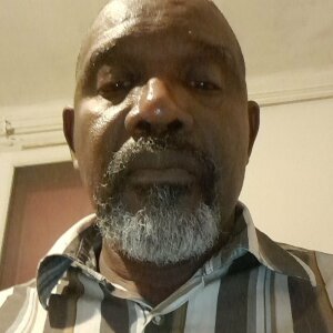 Photo de profil de Justin Joannés-Elizabeth