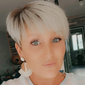 Photo de profil de Mélanie Dumilly