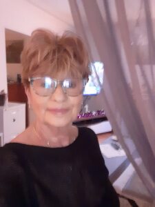Photo de profil de Nicolle Longchamp