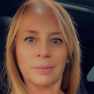 Photo de profil de Stephanie Nid Youss