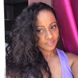 Photo de profil de Véronique Elisee